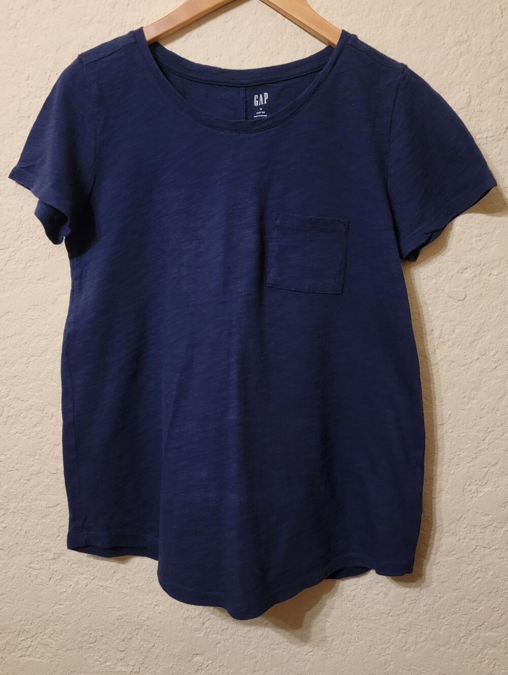 GAP Easy Tee Short Sleeve Scoopneck Pocket Navy Blue T Shirt Sz M
